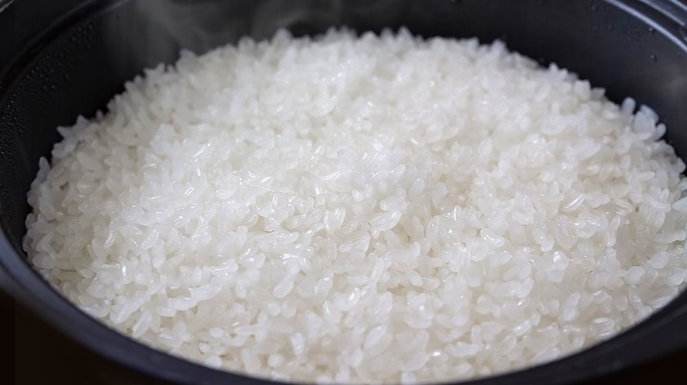 極美純米ぴかまる 2kg  スパルタ農法こだわりのお米  2kg 米 お米 コンクール 優秀金賞 受賞 人気 美味しい こだわり 贅沢 高級 減農薬 熊本 阿蘇