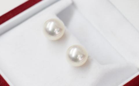 【B：ピアス K14WG（ホワイトゴールド）】S101-295_天草産 9mm - 9.5mm あこや真珠 ホワイトピンク 花珠級 スタッド パールピアス B：ピアス K14WG（ホワイトゴールド）