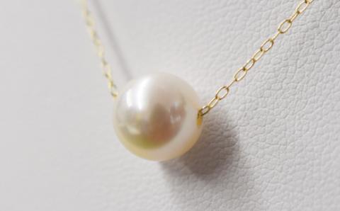 S101-337_天草産 9mm - 9.5mm 花珠級 一粒ペンダント スルー あこや真珠 ネックレス 【K18YG】 K18YG