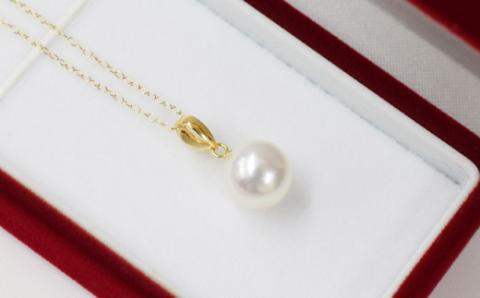 S101-361_天草産 9-9.5mm 花珠級 一粒 ペンダント あこや真珠 ネックレス パール アジャスター【K18YG】 K18YG