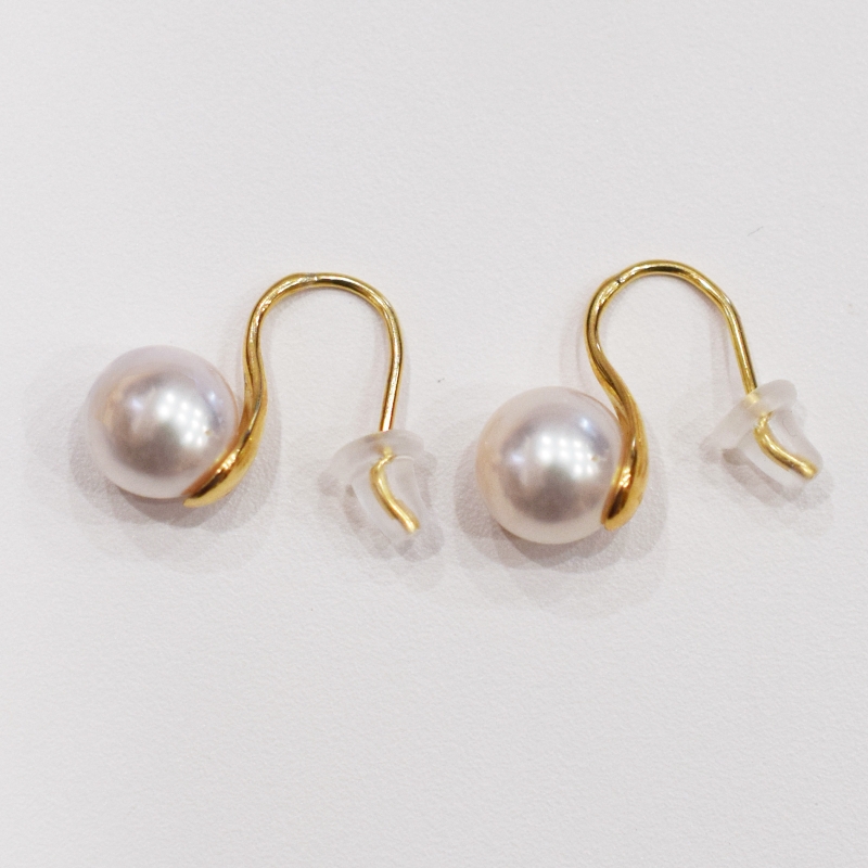 S085-483_あこや真珠 天草 ピアス フック ヒール K18  8mm - 8.5mm ホワイトピンク 真珠