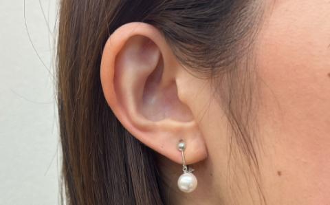 【H：シリコン小 K14WG（ホワイトゴールド）※ブラ】S085-335A_天草産 8mm - 8.5mm あこや真珠 ホワイトピンク 花珠級 イヤリング パールイヤリング K18 K14 H：シリコン小 K14WG（ホワイトゴールド）※ブラ