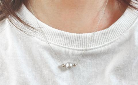 S085-372_8.5mm - 9mm ネックレス あこや 真珠 ナチュラルカラー 1粒 ネックレス ペンダント K18 珍珠 シリコン入りミラーボール 【K18WG】 K18WG