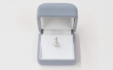 S085-378_8.5mm - 9mm チェーンなし ペンダントトップ １粒 あこや真珠 ナチュラル パール ペンダント【K18WG】 K18WG