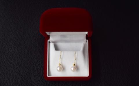 S101-243_天草産 7.5mm - 8mm ピアス あこや真珠 ホワイトピンク フック 揺れる 花珠級