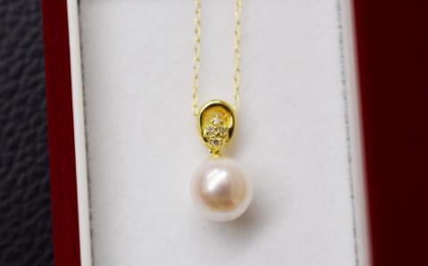 S101-264_天草産 9mm - 9.5mm ネックレス あこや真珠 ホワイトピンク ダイヤモンド 0.03ct K18 花珠級