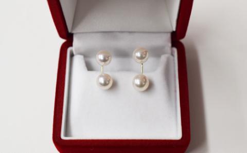 S085-205_天草産 7.5-8mm 18K ホワイト ピンク あこや真珠 ピアス L字 ダブルパールピアス