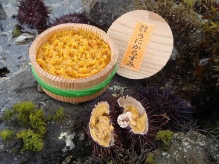 S002-008_天草産うにからすみ　化粧箱入　50g