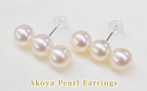 【K14WG】S085-354_天草産 K18 3連 パールピアス あこや真珠 7.5mm - 8mm K14WG