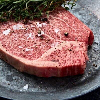 くまもと黒毛和牛 黒樺牛 A4～A5等級 牛肉ヒレステーキ 計300g【杉本本店】(美里町)【配送不可地域：離島】