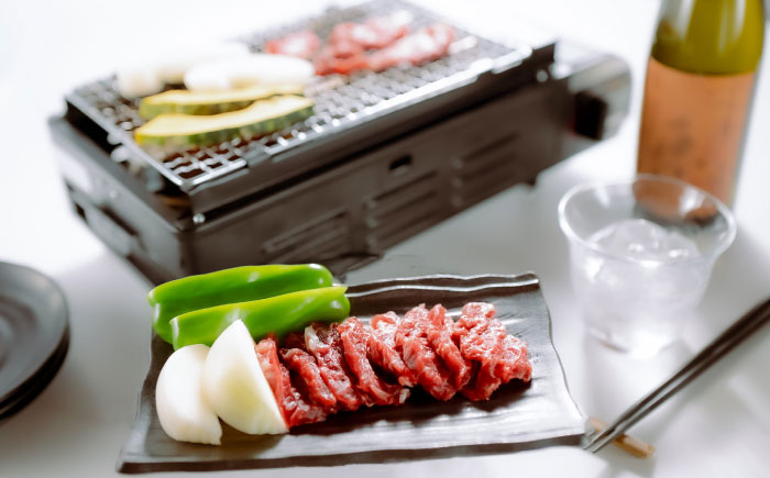 馬肉焼肉用500gカット済 / 馬刺し 菊陽町 熊本県 醤油 専用 ばさし 馬肉 肉 niku おつまみ 九州 冷凍【有限会社 桜屋】 [BHDB008]