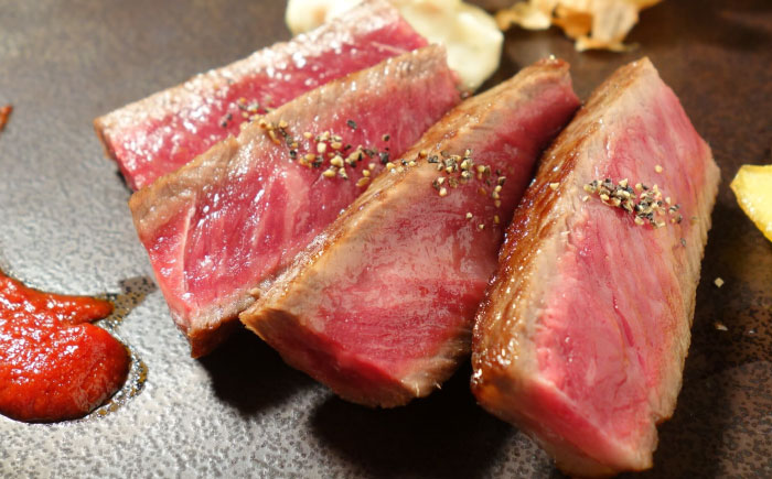 【全12回定期便】【GI認証】くまもとあか牛リブロースステーキ 約200g×3枚 / 菊陽町 あかうし 熊本県 肉 にく niku ブランド 旨み 【有限会社 三協畜産】 [BHAS089]