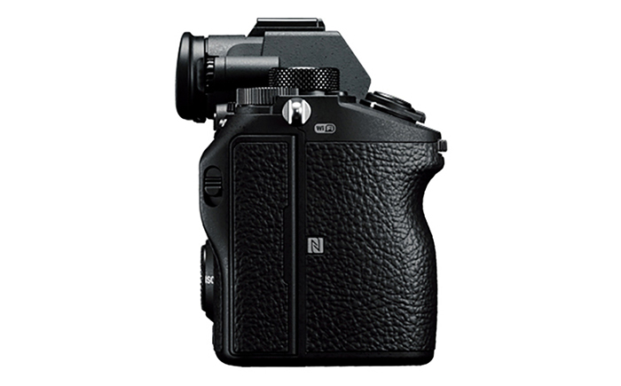 【台数限定】 デジタル 一眼カメラ α7 III  (ILCE-7M3) ソニー SONY ボディ フルサイズ ミラーレス [BHBZ021]