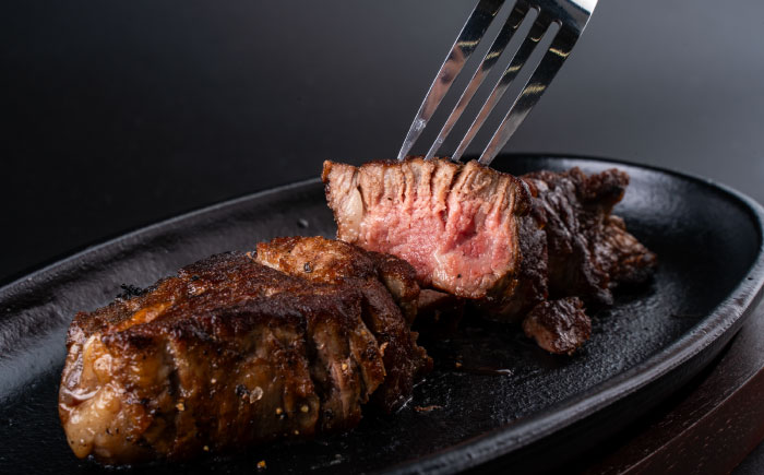 熊本県産 あか牛 ステーキ用ヒレ肉(約150g)、ロース肉 (約200g) 計約350g / 牛肉 セット 国産 熊本県産 食べ比べ【合同会社 たべたせいか】 [BHBY001]