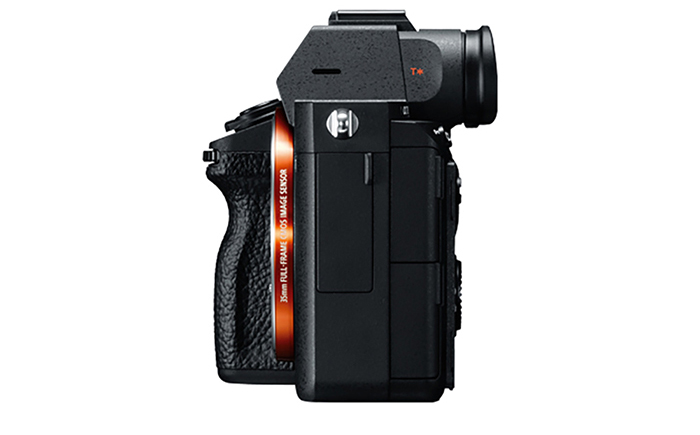 【台数限定】 デジタル 一眼カメラ α7 III  (ILCE-7M3) ソニー SONY ボディ フルサイズ ミラーレス [BHBZ021]