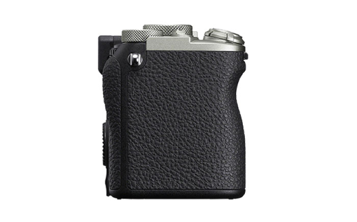 ソニー デジタル一眼カメラ α7C II ボディ ILCE-7CM2 S【シルバー】 / sony α7cII デジカメ ilce-7cm2 熊本 菊陽町 [BHBZ022]