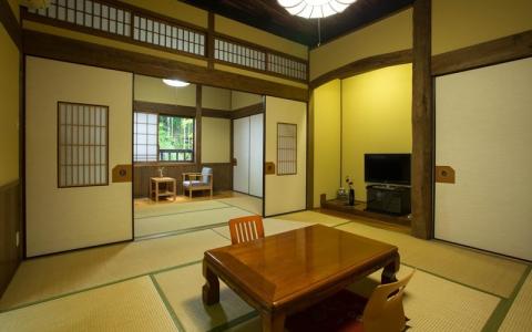 【扇温泉】阿蘇の山々を望む宿 おおぎ荘＜露天付き離れ＞ペア宿泊券 扇温泉 九州 熊本 阿蘇 一泊二食付き 温泉宿 温泉 露天風呂 天然温泉 旅館 旅行 トラベル チケット ペア 宿泊券 旅行券 食事付き 観光 ギフト 贈答用 南小国町観光協会 南小国町