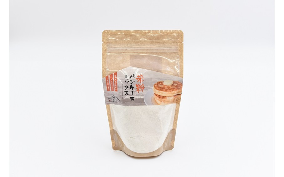 ふわっとした食感！米粉パンケーキミックス300g×3袋セット  パンケーキミックス 米粉 300g 3袋 パンケーキ ホットケーキ ホットケーキミックス 小麦粉不使用 グルテンフリー もちもち ふわふわ スイーツ お菓子 お菓子キット 笑びす会 熊本 阿蘇 南小国町 送料無料
