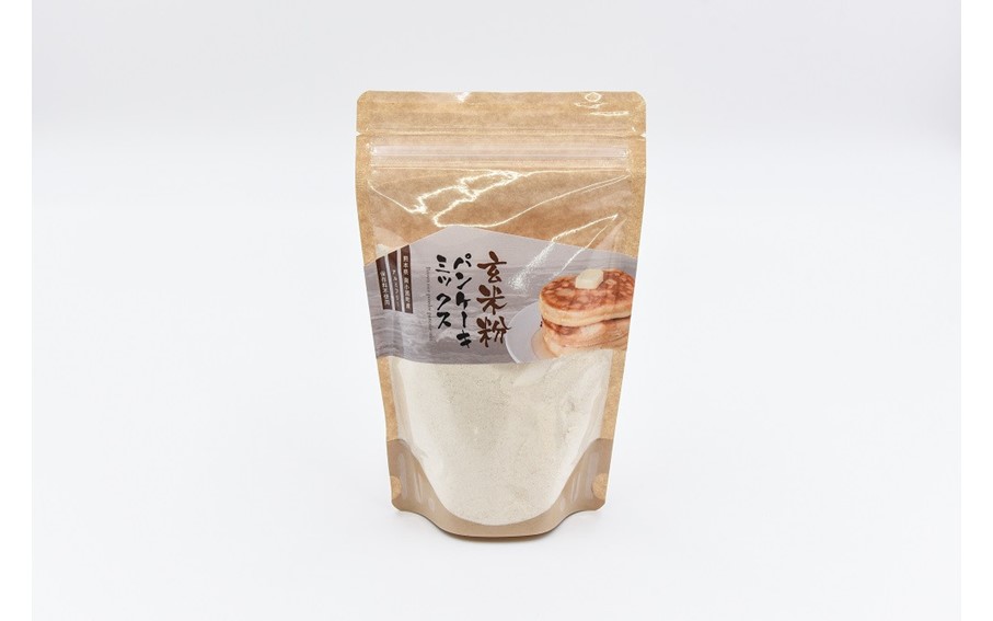 もっちりとした食感！玄米粉パンケーキミックス300g×3袋セット  パンケーキミックス 玄米 玄米粉 300g 3袋 パンケーキ ホットケーキ ホットケーキミックス 小麦粉不使用 グルテンフリー もちもち ふわふわ スイーツ お菓子 お菓子キット 笑びす会 熊本 阿蘇 南小国町 送料無料