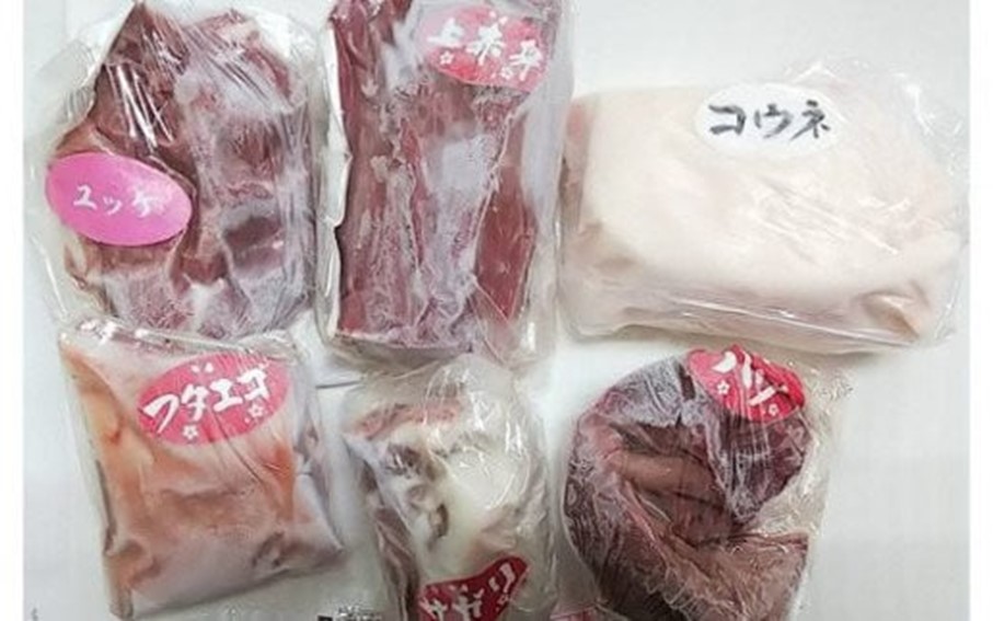 〈令和8年2月出荷〉馬刺し6種 食べ比べセット 420g 熊本 馬刺し 馬肉 馬 6種 食べ比べ セット 詰め合わせ 赤身 たてがみ ハツ サガリ フタエゴ ユッケ 肉刺し バラエティ 桜屋 贈答用 ギフト 南小国町 送料無料