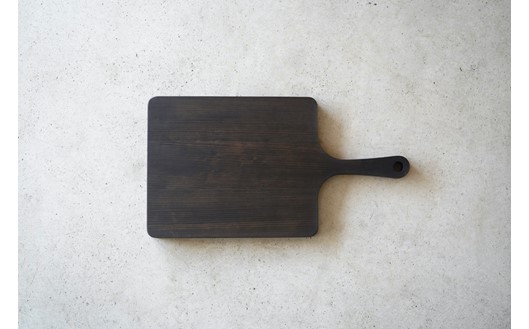 【Foreque】 小国杉 カッティングボード ブラック  天然木 まな板 木 木製 パン皿 お皿 おしゃれ プレート ケーキ皿 ギフト 贈答用 プレゼント Foreque 熊本 阿蘇 南小国町 送料無料