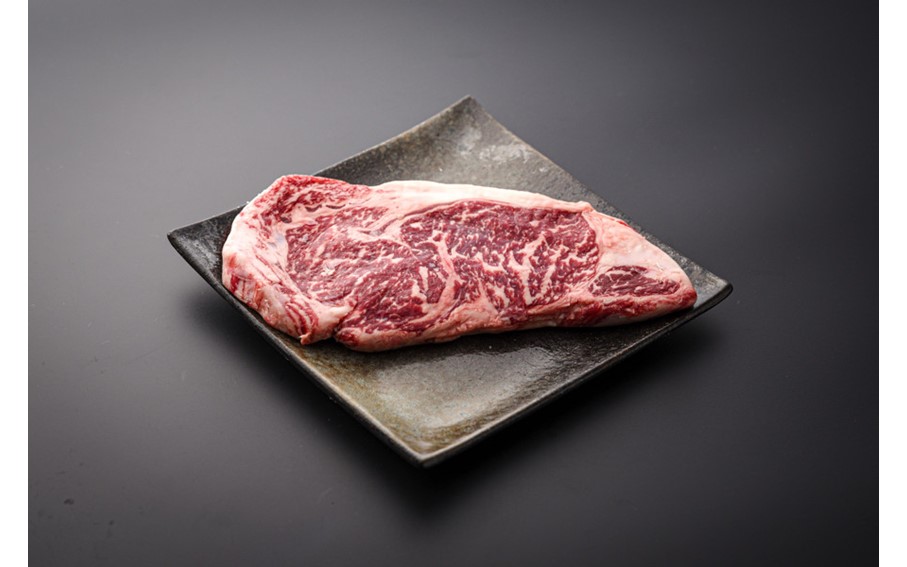 南小国産 阿蘇高原牛 サーロインステーキ 約1.6kg 贅沢 牛 牛肉 国産牛 サーロイン ステーキ ステーキ肉 焼肉 200g 8枚 小分け 熊本県産 国産 贈答用 ギフト ハマダ 熊本 阿蘇 南小国町 送料無料