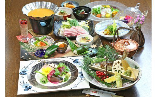 【小田温泉】四季の里 はなむら ペア宿泊券 九州 熊本 阿蘇 一泊二食付き 温泉宿 温泉 露天風呂 天然温泉 旅館 旅行 トラベル チケット ペア 宿泊券 旅行券 食事付き 観光 ギフト 贈答用 南小国町観光協会 南小国町