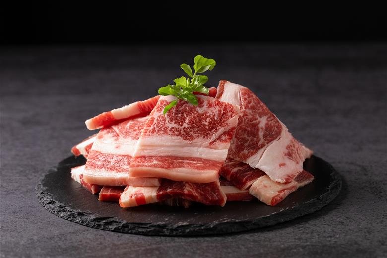 訳あり 熊本県産 あか牛 切り落とし 焼肉 800g 小分け 2パック 牛肉 国産 赤身 厚切り バーベキュー BBQ わけあり ワケアリ ギフト 贈答用 ワイエスフード 熊本 阿蘇 南小国町 送料無料
