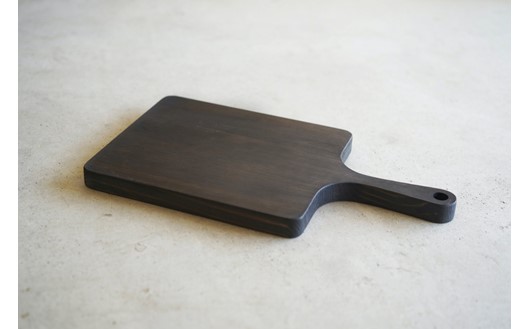 【Foreque】 小国杉 カッティングボード ブラック  天然木 まな板 木 木製 パン皿 お皿 おしゃれ プレート ケーキ皿 ギフト 贈答用 プレゼント Foreque 熊本 阿蘇 南小国町 送料無料