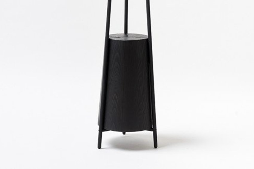 【FIL】コートハンガー -スミ リミテッド- MASS Series Coathanger -SUMI LIMITED- 　小国杉 コート掛け ハンガーポール 洋服掛け 帽子掛け インテリア 家具 木製 無垢材 天然木 炭 黒 受注生産 おしゃれ リビング ダイニング ギフト Foreque 熊本 阿蘇 南小国町 送料無料