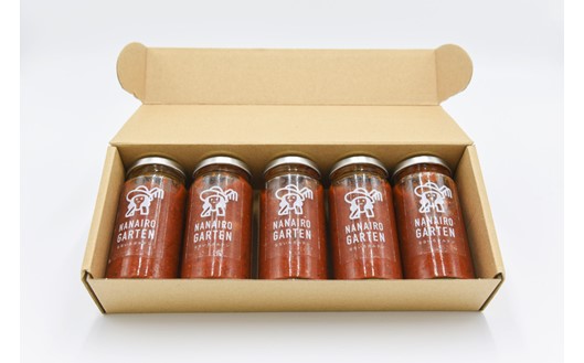 阿蘇だから美味しいトマトができたんだ！完熟トマトソース 5本セット  完熟トマトソース 160g 5本 セット 農薬不使用 トマトソース パスタソース ピザソース 万能ソース 工房菜々色 ギフト 贈答用 熊本 阿蘇 南小国町 送料無料