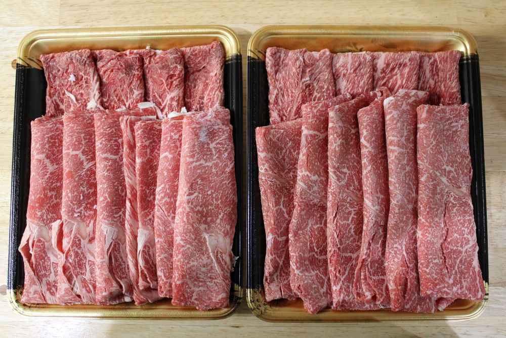 熊本県産 くまもと黒毛和牛 すき焼き用 1000g 熊本県産 黒毛和牛 国産 牛 牛肉 和牛 薄切り しゃぶしゃぶ すき焼き 1kg ギフト 桜屋 熊本 阿蘇 南小国町 送料無料