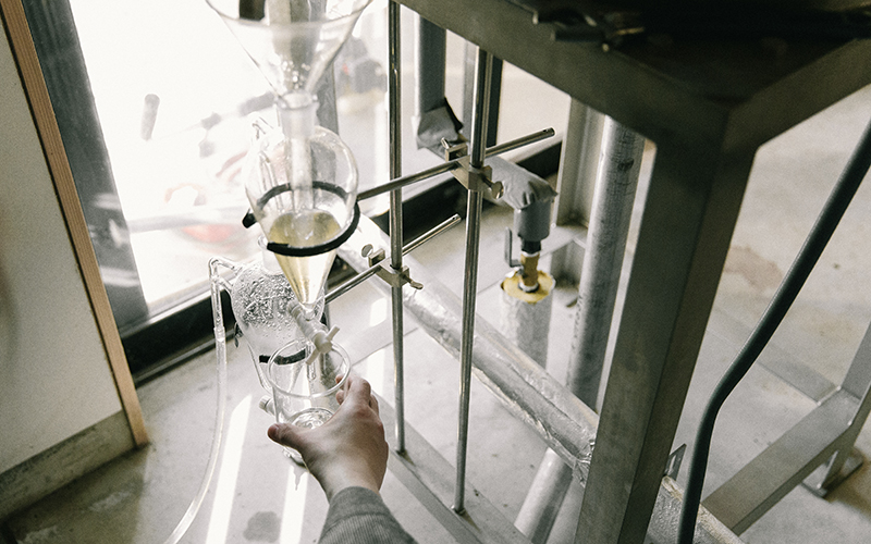 【FIL】小国杉エッセンシャルオイル Essential Oil Oguni Sugi エッセンシャルオイル 5ml  アロマオイル オイル 小国杉精油 アロマ フレグランス 癒し リラックス ギフト 贈答用 プレゼント Foreque 熊本 阿蘇 南小国町 送料無料