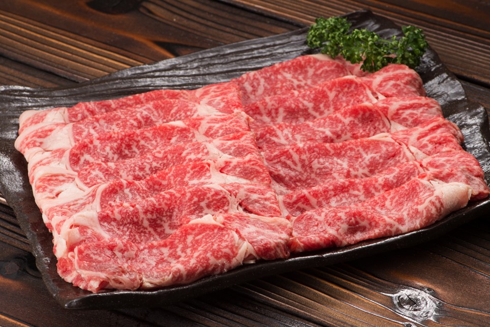 【くまもとあか牛】熊本県産 褐毛和牛 ロース すき焼き用 300g くまもとあか牛 あか牛 肉 牛 鍋 しゃぶしゃぶ 国産 牛肉 国産牛 さくらや食品 熊本 阿蘇 南小国 南小国町 送料無料