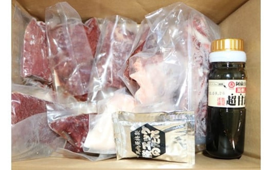 【国産】熊本馬刺し 560g 贅沢6種 さくらセット 国産 熊本 馬刺し 贅沢6種さくらセット 560g 専用醤油 たれ付き 肉 絶品 ヘルシー 馬肉 馬刺 肉刺し 上赤身 中トロ たてがみ ユッケ 赤身 熊本肥育 冷凍 生食用 たっぷり 詰め合わせ セット 利他フーズ 阿蘇 南小国町 送料無料