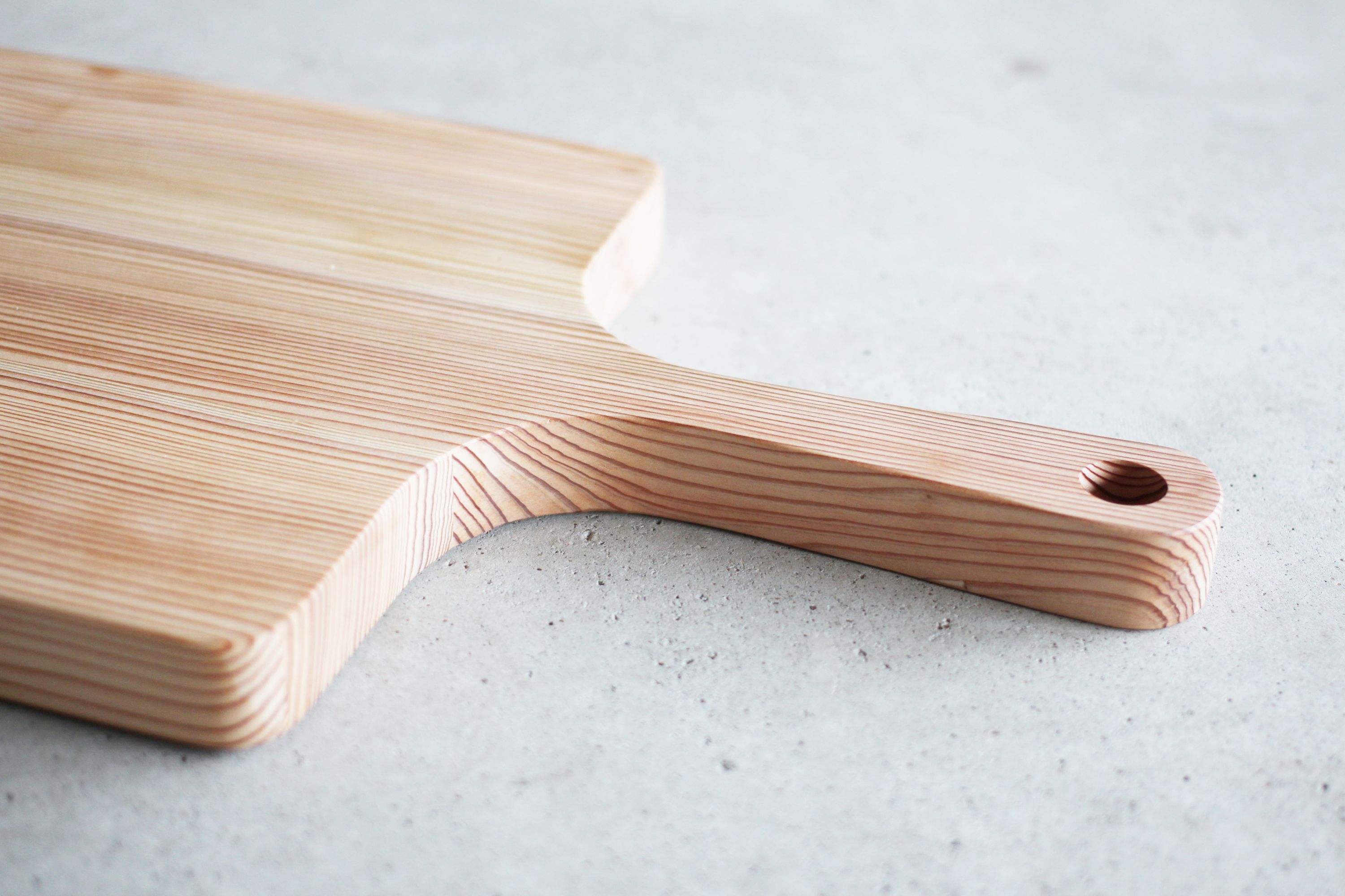 【Foreque】 小国杉 カッティングボード ナチュラル  天然木 まな板 木 木製 パン皿 お皿 おしゃれ プレート ケーキ皿 ギフト 贈答用 プレゼント Foreque 熊本 阿蘇 南小国町 送料無料