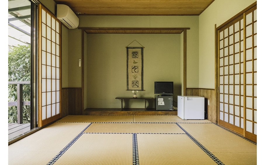 【田の原温泉】流憩園 羊プラン ペア宿泊券 九州 熊本 阿蘇 一泊二食付き 温泉宿 温泉 露天風呂 天然温泉 旅館 旅行 トラベル チケット ペア 宿泊券 旅行券 食事付き 観光 ギフト 贈答用 田の原温泉 南小国町観光協会 南小国町