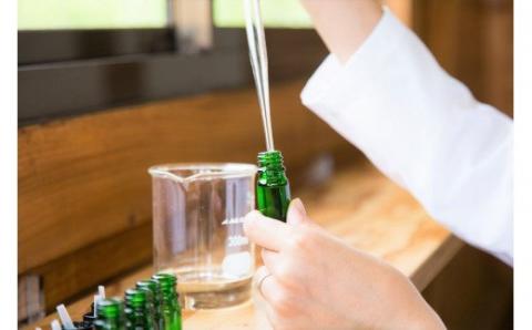 【小国町森林組合】阿蘇小国杉 小国杉 アロマ エッセンシャルオイル SDGs 天然精油 100ml 業務用 柑橘系 爽やか 精油 ルームフレグランス リラックス効果 Made in Aso-Oguni ギフト プレゼント 贈答 阿蘇小国杉のくらし