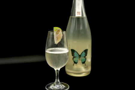 【河津酒造】先行予約 スパークリング 花雪 AGEHA 720ml 4合 令和7年新酒 令和8年1月出荷 発泡酒 生酒 地酒 日本酒 お酒 純米 無濾過 瓶内二次発酵 熊本 阿蘇 小国郷 アルコール 数量限定 河津酒造 老舗 受賞多数 冷蔵 お取り寄せ お年賀 贈り物 贈答 ギフト