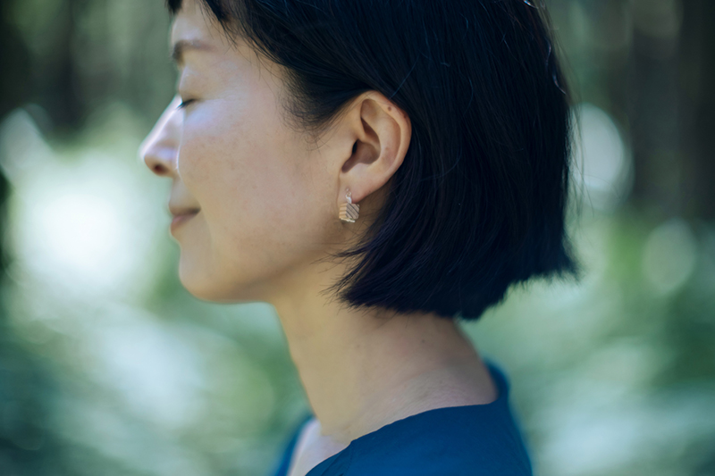 【KALCANO】小国杉ジュエリー hii-ひい イヤリング ジュエリー jewelry アクセサリー レディース 熊本 阿蘇小国杉 工芸品 木製 キューブ 一粒タイプ 木糸 ギフト プレゼント Ogunist