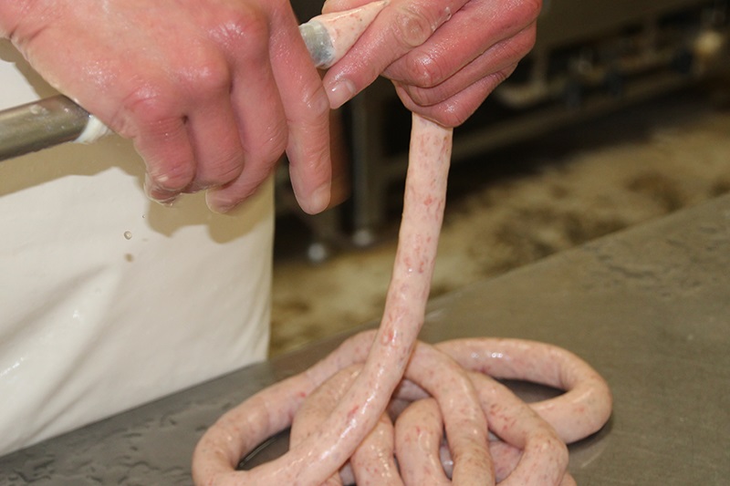 【先行予約】令和8年1月出荷 デュッセル 熊本 阿蘇 小国町 わいた 山川 手作りハム ソーセージ 詰め合わせ 5種類 マイスター 職人 ドイツ 本場の手法 チューリンガーグリル チーズグリラー コッホシケン クラカウアー ソーセージ