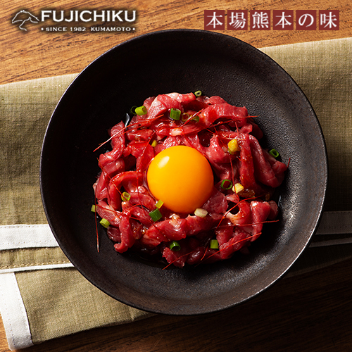 【フジチク】熊本と畜 熊本特産切れてる馬刺しとユッケ 食べ比べ4種 ふじ馬刺し 国産馬刺し ユッケ 専用たれ 赤身各40g ユッケ各50g 計180g 冷凍 真空パック ISO22000取得 UKAS認証 牧場直送 ギフト