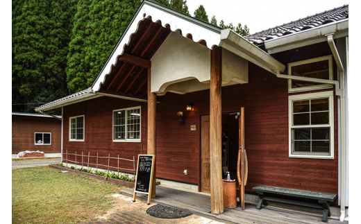 【先行予約】令和8年1月出荷 デュッセル 熊本 阿蘇 小国町 わいた 山川 手作りハム ソーセージ 詰め合わせ 5種類 マイスター 職人 ドイツ 本場の手法 チューリンガーグリル チーズグリラー コッホシケン クラカウアー ソーセージ