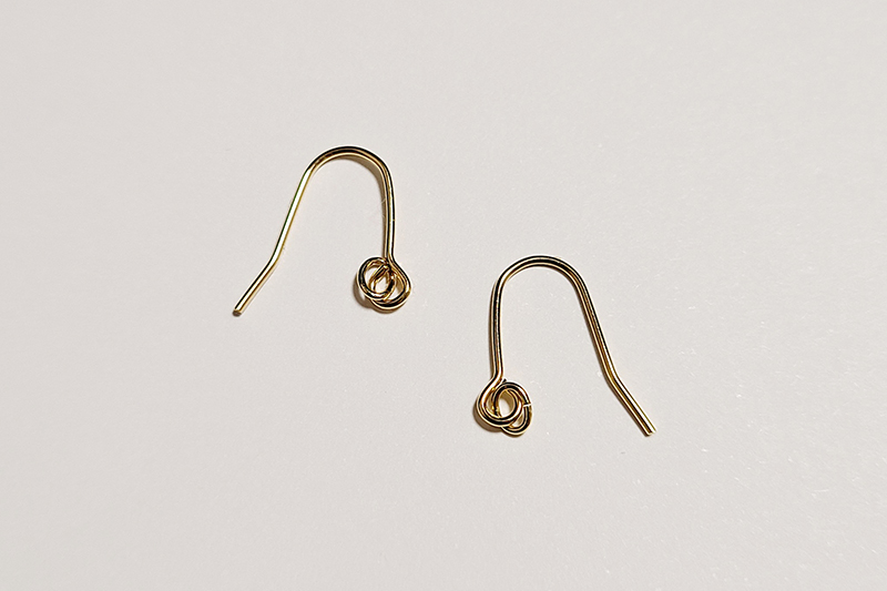 【KALCANO】小国杉ジュエリー mii-みい ピアス ジュエリー jewelry アクセサリー レディース 熊本 阿蘇小国杉 工芸品 木製 キューブ 三粒タイプ 木糸 ギフト プレゼント Ogunist