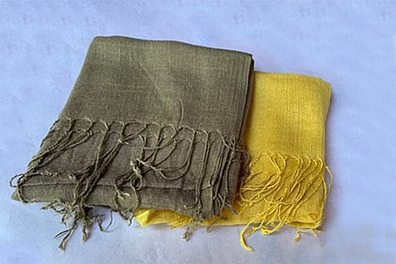 【悠工房】自然素材 手染め 栗染め たまねぎ染め 2色 綿ストール マスタード カーキ 2枚1組 手作り ハンドメイド 贈り物 贈答 福祉 就労支援施設製造 SDGs ギフト プレゼント