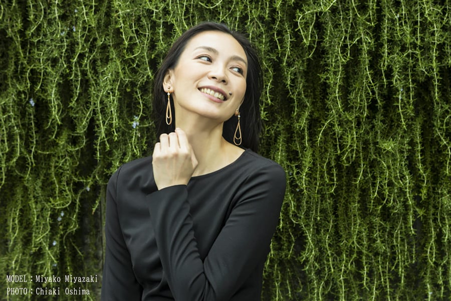 【KALCANO】イヤリング ジュエリー jewelry アクセサリー レディース 熊本 阿蘇小国杉 小国杉 工芸品 木製 樹脂パーツ 淡水パール ニッケルフリー素材使用 金属アレルギー対応 ギフト プレゼント ジュエリーケース付 ogunist shizuku-しずく