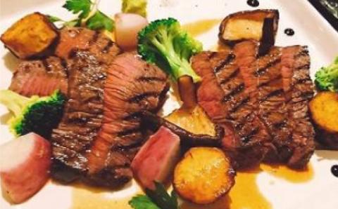 外輪　馬肉のたたき110g(サラダ仕立て用)(産山村)《60日以内に出荷予定(土日祝除く)》---ubuyama_grn_6_110g---