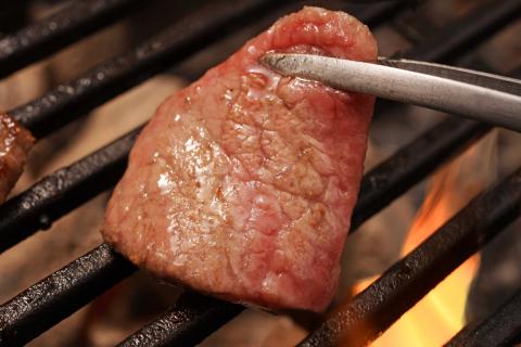 阿蘇うぶやま村の放牧あか牛極上焼肉セット《60日以内に出荷予定(土日祝除く)》---ubuyama_yns_21_1kg---