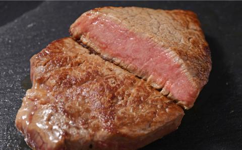 阿蘇うぶやま村の放牧あか牛極上ステーキ・すきやきセット《60日以内に出荷予定(土日祝除く)》---ubuyama_yns_23_set---