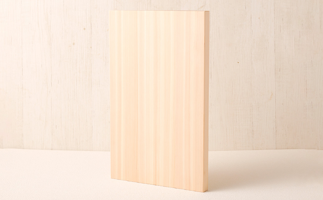 阿蘇南郷檜 まな板 『南阿蘇の薫り』 長さ42cm 奥行26cm 厚み3cm